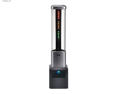 Wireless signal tower light